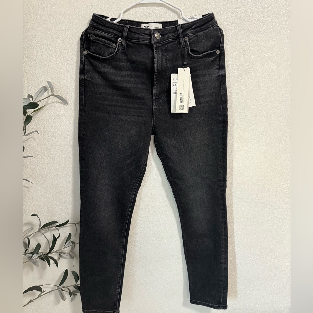 Women’s Zara Jeans Size USA 10